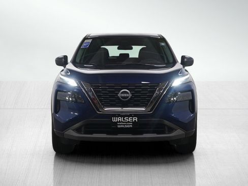 Used 2023 Nissan Rogue S image 8