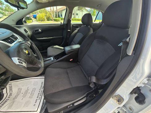 Used 2011 Chevrolet Malibu LT w/ Power Convenience Package FWD image 18