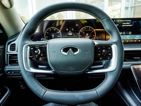 New 2026 INFINITI QX80 Pure AWD/4WD image 15