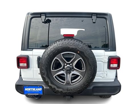 Used 2018 Jeep Wrangler Unlimited Sport S AWD/4WD image 14