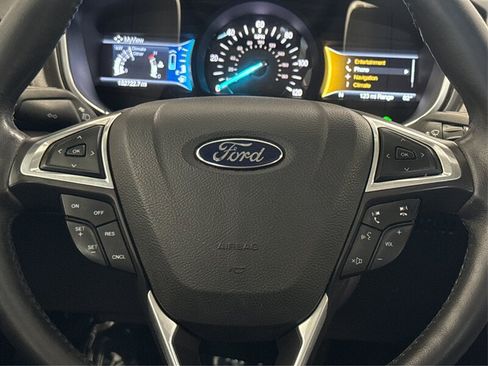 Used 2015 Ford Fusion Energi Titanium FWD image 16