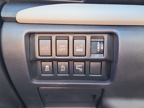 Used 2022 Subaru Forester Limited w/ Popular Package #3 image 28