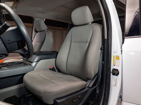 Used 2022 Ford F250 XLT w/ XLT Premium Package image 20