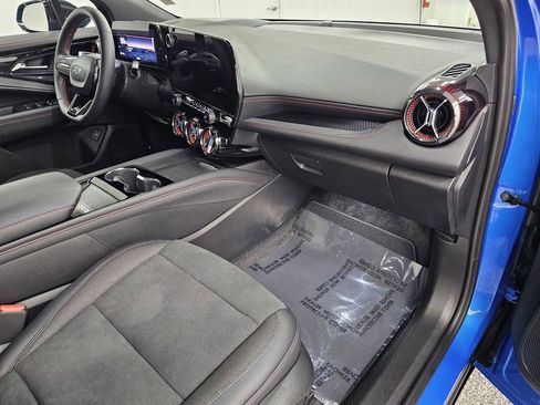 Used 2025 Chevrolet Blazer EV RS AWD/4WD image 12