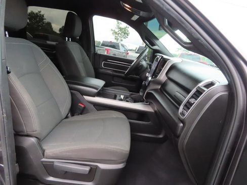 Used 2024 RAM 2500 Big Horn w/ Sport Appearance Package AWD/4WD image 49