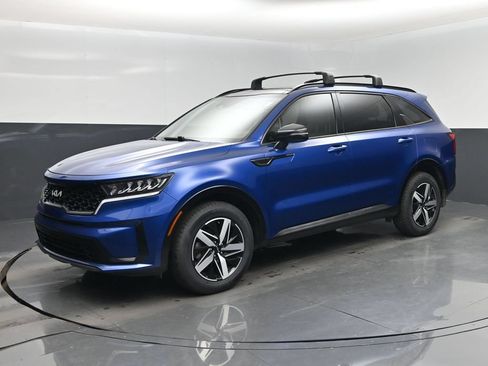 Used 2023 Kia Sorento S w/ Panoramic Sunroof Package FWD image 22