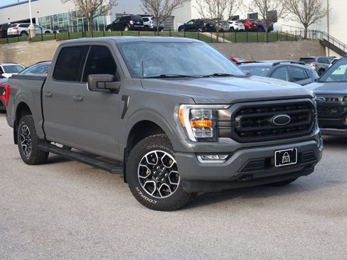 Used 2021 Ford F150 XLT w/ Equipment Group 302A High image 2