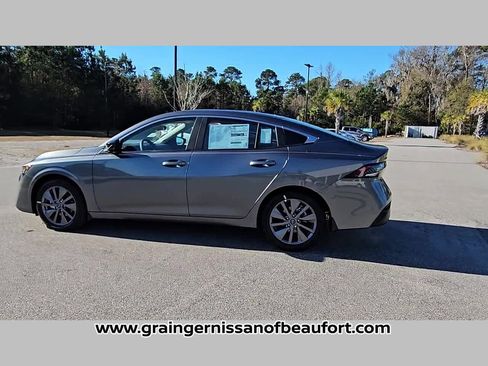 New 2026 Nissan Sentra SL w/ Floor Mat Package image 25