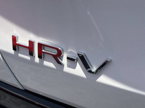 Used 2024 Honda HR-V EX-L image 27