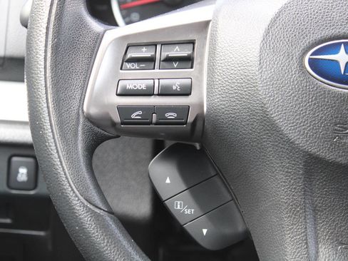 Used 2014 Subaru Forester 2.5i Premium w/ All-Weather Package AWD/4WD image 38