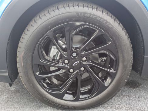 New 2027 Chevrolet Bolt RS w/ Technology Package FWD image 31