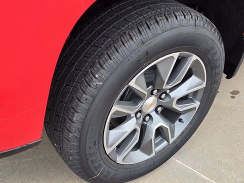 New 2026 Chevrolet Silverado 1500 LT w/ Safety Package AWD/4WD image 6