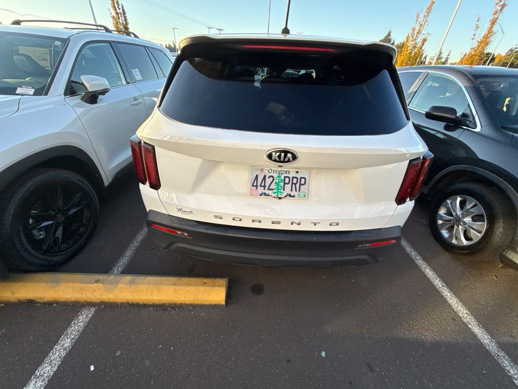 Used 2021 Kia Sorento LX FWD image 6
