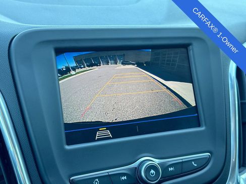Used 2020 Chevrolet Equinox LT FWD image 27