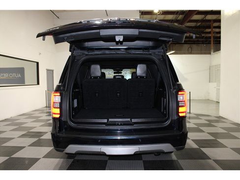 Used 2021 Ford Expedition Max Limited image 22