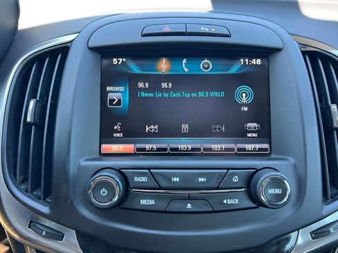 Used 2015 Buick LaCrosse Premium FWD image 21