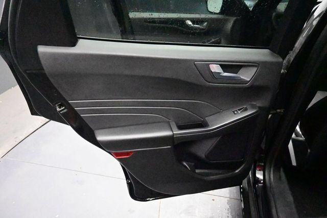 Used 2024 Ford Escape ST-Line FWD image 13