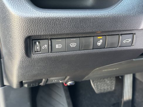 New 2025 Toyota RAV4 XLE image 17