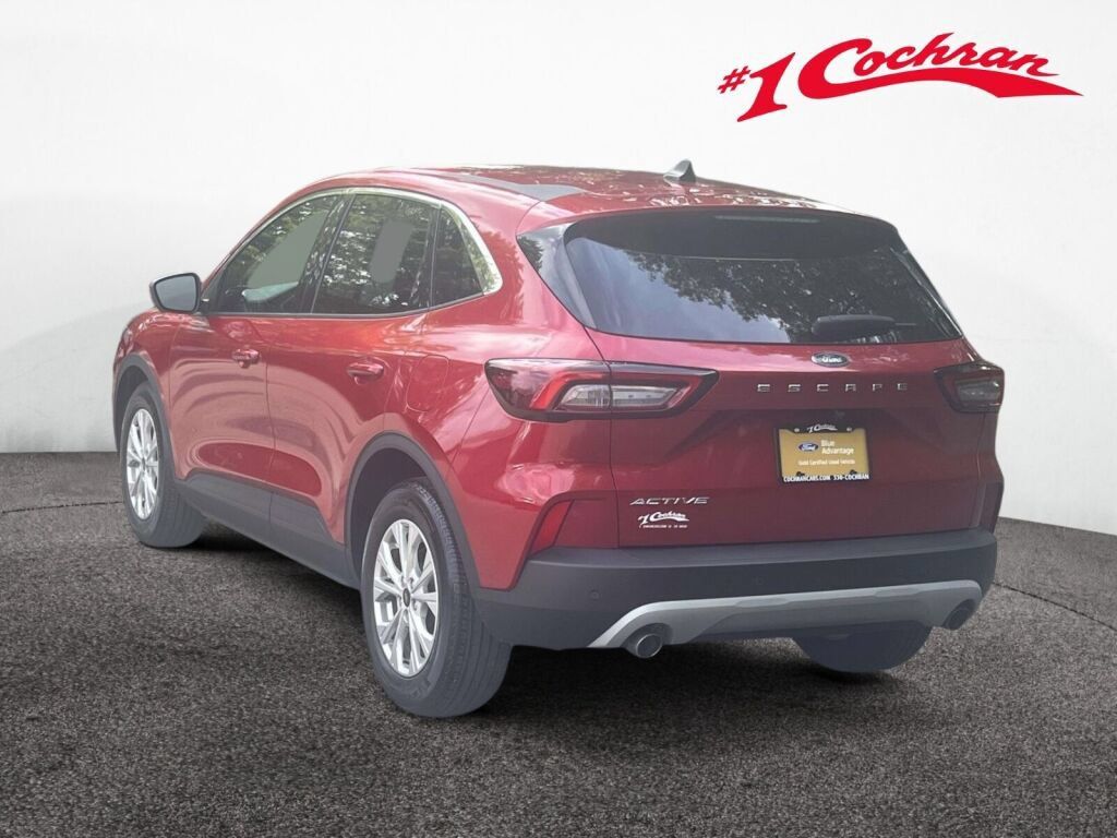 Used 2023 Ford Escape Active w/ Tech Pack #2 FWD image 10