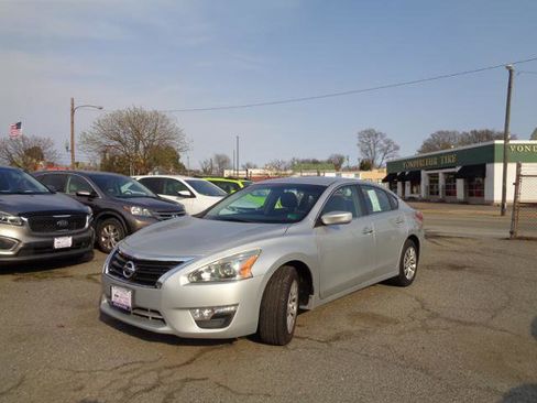 Used 2013 Nissan Altima 2.5 image 1