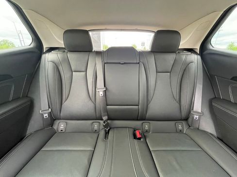 Used 2023 Buick Envision Essence AWD/4WD image 29