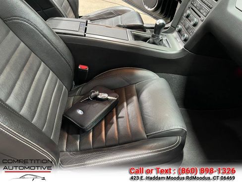 Used 2010 Ford Mustang GT Premium RWD image 20