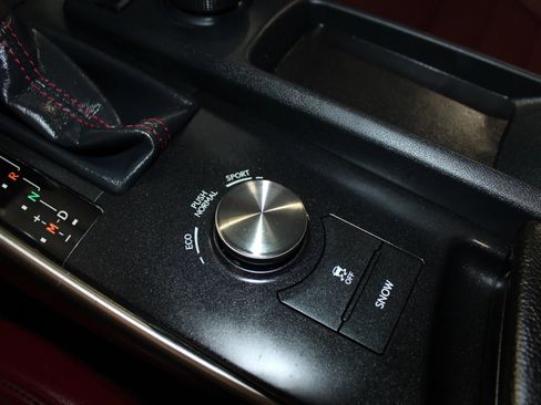 Used 2019 Lexus IS 300 F Sport w/ F Sport Package RWD image 22