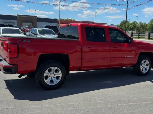 Used 2018 Chevrolet Silverado 1500 LT w/ All Star Edition AWD/4WD image 7