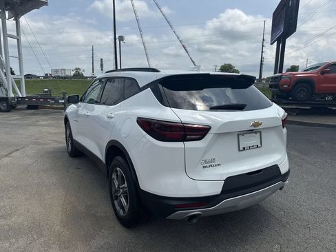 Used 2024 Chevrolet Blazer LT FWD image 12
