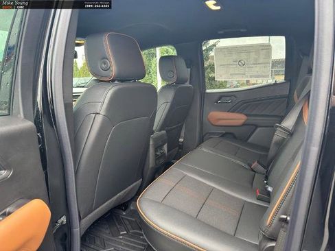 New 2026 GMC Canyon AT4 image 12