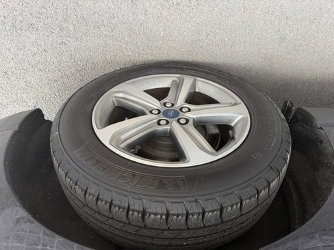 Used 2022 Ford Edge SEL w/ Convenience Package image 10