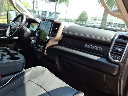 Used 2024 RAM 2500 Laramie AWD/4WD image 24