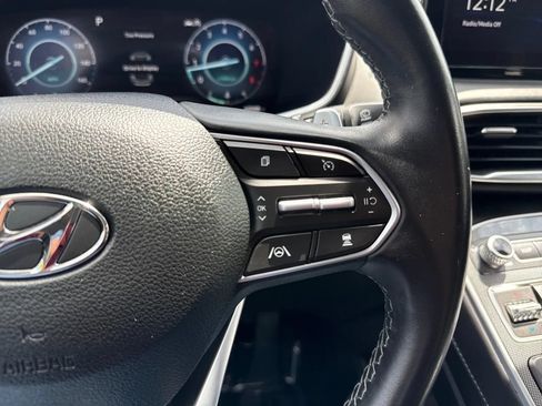Used 2022 Hyundai Santa Fe SEL w/ Convenience + Premium Package FWD image 17