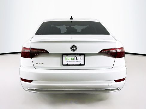 Used 2021 Volkswagen Jetta SE FWD image 7