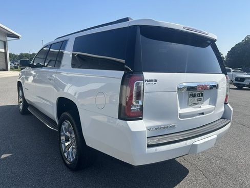 Used 2016 GMC Yukon XL SLT RWD image 2
