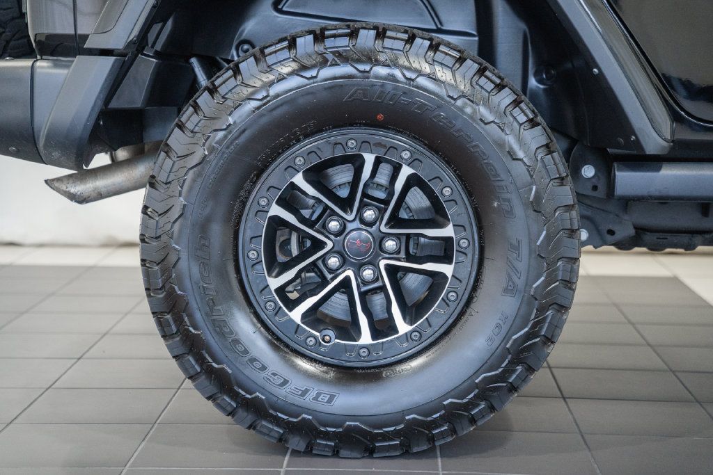 Used 2024 Jeep Wrangler Unlimited Rubicon AWD/4WD image 18