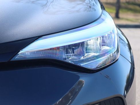 Used 2021 Toyota C-HR Nightshade image 17