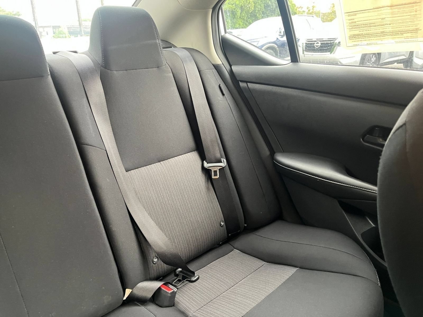 Used 2025 Nissan Sentra SV FWD image 33