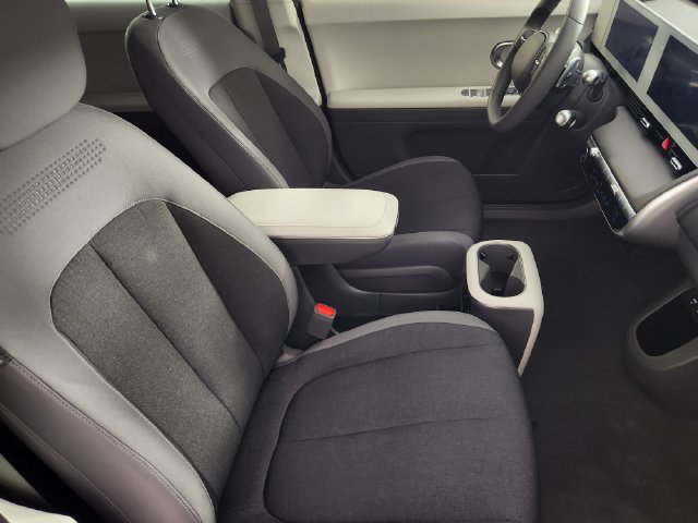 Certified 2024 Hyundai Ioniq 5 SEL AWD/4WD image 14