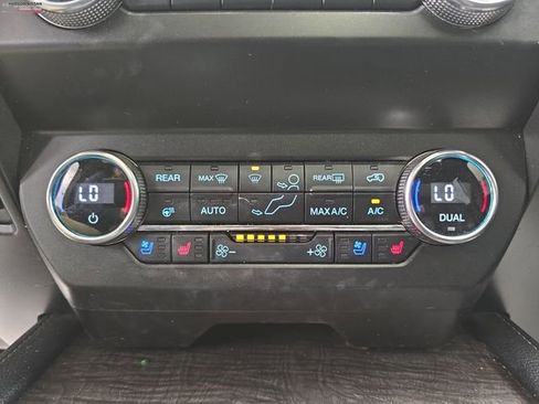 Used 2020 Ford Expedition Limited image 34