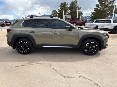 Used 2025 MAZDA CX-50 Meridian Edition w/ Apex Package AWD/4WD image 4