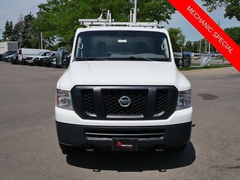 Used 2018 Nissan NV 3500 SV w/ Navigation Package RWD image 3