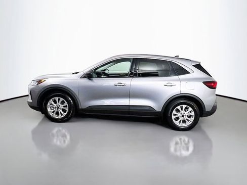 Used 2023 Ford Escape Active image 6