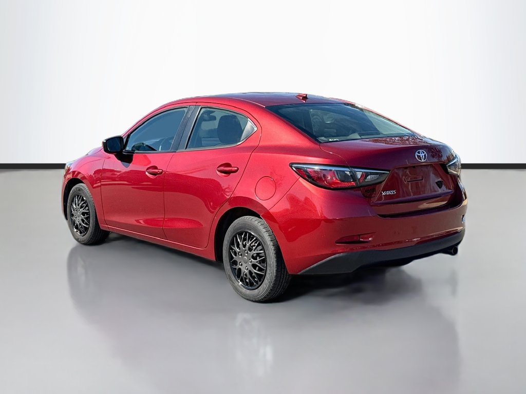 Used 2019 Toyota Yaris L FWD image 5