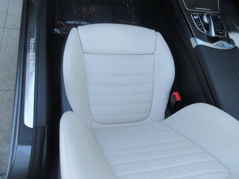 Used 2020 Mercedes-Benz C 300 Cabriolet image 12
