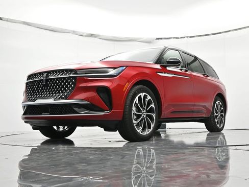 New 2026 Lincoln Nautilus Reserve AWD/4WD image 37
