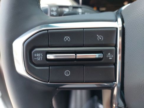 New 2025 GMC Acadia Elevation FWD image 19