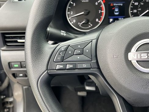 Certified 2024 Nissan Sentra S FWD image 9