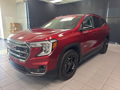 Used 2024 GMC Terrain AT4 w/ LPO, Cargo Package image 8