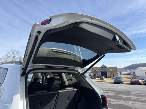 Certified 2024 Volkswagen Atlas Peak Edition SEL AWD/4WD image 46